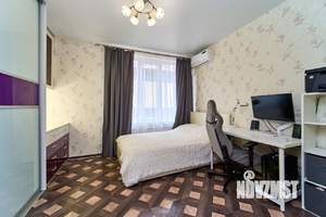 Дом 183м&sup2;, 3-этажный, участок 3 сот.  