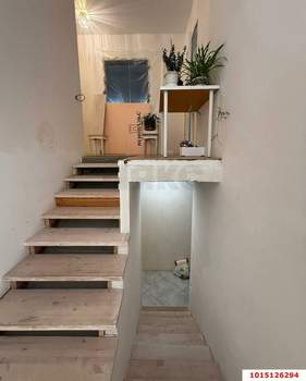 Дом 240м&sup2;, 2-этажный, участок 4 сот.  