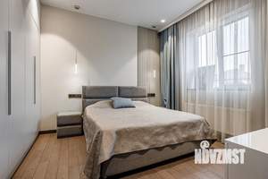 Дом 331м&sup2;, 2-этажный, участок 7 сот.  