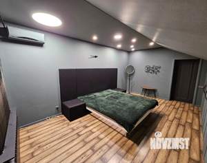 Дом 270м², 2-этажный, участок 3 сот.  