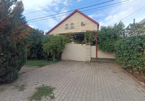 Дом 275м&sup2;, 2-этажный, участок 10 сот.  