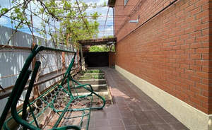 Дом 199м&sup2;, 2-этажный, участок 4 сот.  