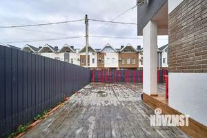 Дом 127м&sup2;, 2-этажный, участок 3 сот.  