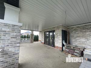 Дом 215м&sup2;, 1-этажный, участок 8 сот.  