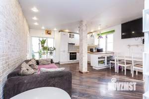 Дом 95м², 2-этажный, участок 4 сот.  