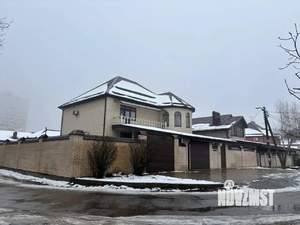 Дом 750м&sup2;, 2-этажный, участок 9 сот.  