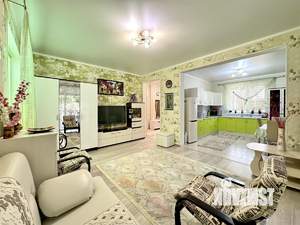 Дом 135м&sup2;, 2-этажный, участок 4 сот.  