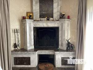 Дом 500м&sup2;, 3-этажный, участок 16 сот.  