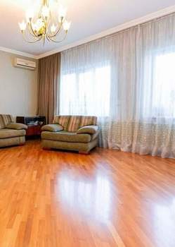 Дом 263м², 1-этажный, участок 3 сот.  