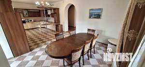 Дом 333м², 2-этажный, участок 8 сот.  