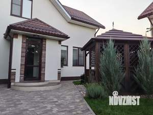 Коттедж 184м&sup2;, 2-этажный, участок 4 сот.  