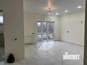 Дом 80м&sup2;, 1-этажный, участок 6 сот.  