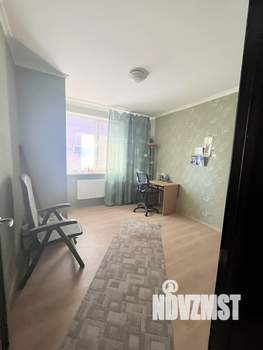 Таунхаус 100м&sup2;, 2-этажный, участок 1 сот.  