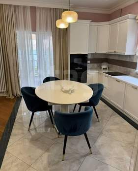 Дом 138м&sup2;, 2-этажный, участок 4 сот.  