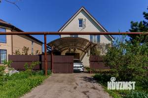 Дом 180м², 3-этажный, участок 10 сот.  