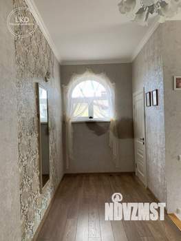 Дом 250м², 2-этажный, участок 10 сот.  