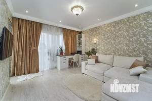 Дом 170м&sup2;, 2-этажный, участок 4 сот.  