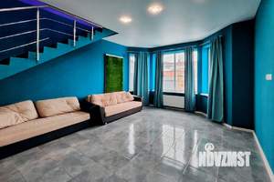 Дом 220м², 2-этажный, участок 6 сот.  
