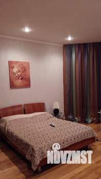 Дом 325м², 2-этажный, участок 12 сот.  