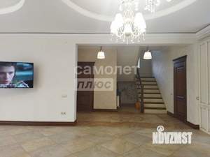 Дом 190м², 2-этажный, участок 4 сот.  