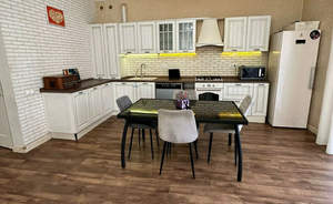 Дом 139м&sup2;, 2-этажный, участок 4 сот.  