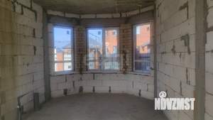 Дом 180м&sup2;, 2-этажный, участок 6 сот.  