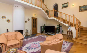 Дом 515м&sup2;, 2-этажный, участок 8 сот.  