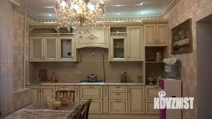 Дом 460м&sup2;, 3-этажный, участок 4 сот.  