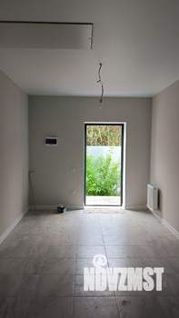 Дом 158м&sup2;, 2-этажный, участок 3 сот.  