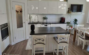 Дом 172м&sup2;, 2-этажный, участок 8 сот.  