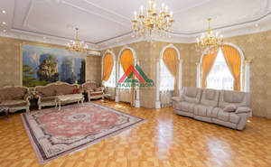 Дом 650м&sup2;, 5-этажный, участок 6 сот.  