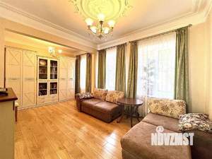 Дом 120м², 2-этажный, участок 4 сот.  