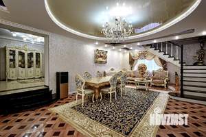 Дом 324м², 2-этажный, участок 4 сот.  
