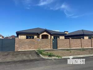 Дом 166м², 1-этажный, участок 8 сот.  