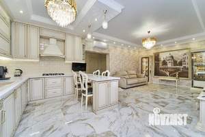 Дом 170м², 2-этажный, участок 4 сот.  