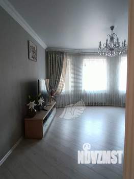 Дом 240м², 2-этажный, участок 4 сот.  