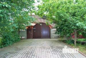 Дом 313м², 2-этажный, участок 11 сот.  