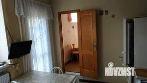 Дом 220м², 2-этажный, участок 8 сот.  
