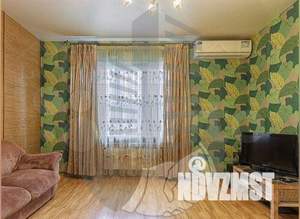 Дом 160м&sup2;, 1-этажный, участок 8 сот.  