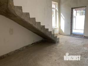 Дом 145м&sup2;, 2-этажный, участок 4 сот.  