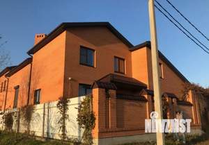 Дом 650м², 3-этажный, участок 8 сот.  