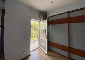 Дом 227м&sup2;, 3-этажный, участок 4 сот.  