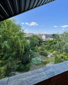 Дом 248м&sup2;, 3-этажный, участок 796 сот.  