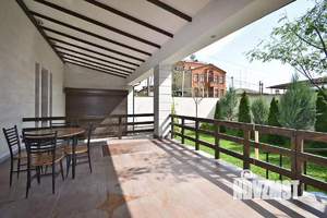 Дом 94м&sup2;, 2-этажный, участок 5 сот.  