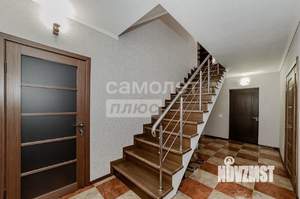 Дом 251м², 2-этажный, участок 14 сот.  
