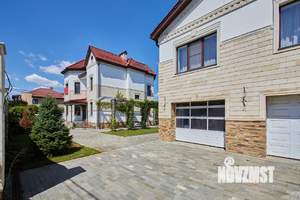 Дом 360м&sup2;, 3-этажный, участок 16 сот.  