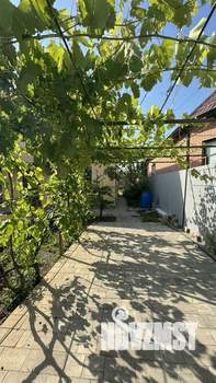 Коттедж 101м&sup2;, 2-этажный, участок 3 сот.  