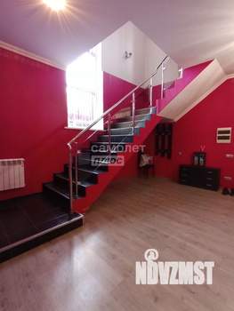 Дом 165м&sup2;, 2-этажный, участок 6 сот.  