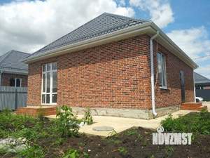 Дом 100м&sup2;, 2-этажный, участок 3 сот.  