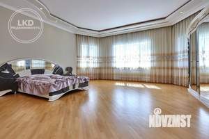 Дом 470м², 3-этажный, участок 9 сот.  